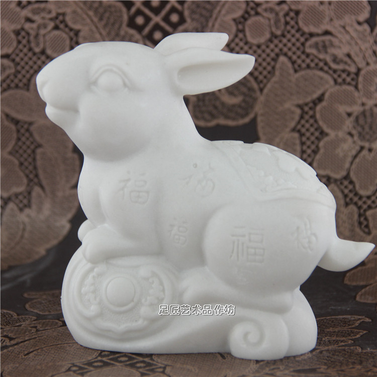 如何选择适合家居装饰的铜雕摆件(图1)